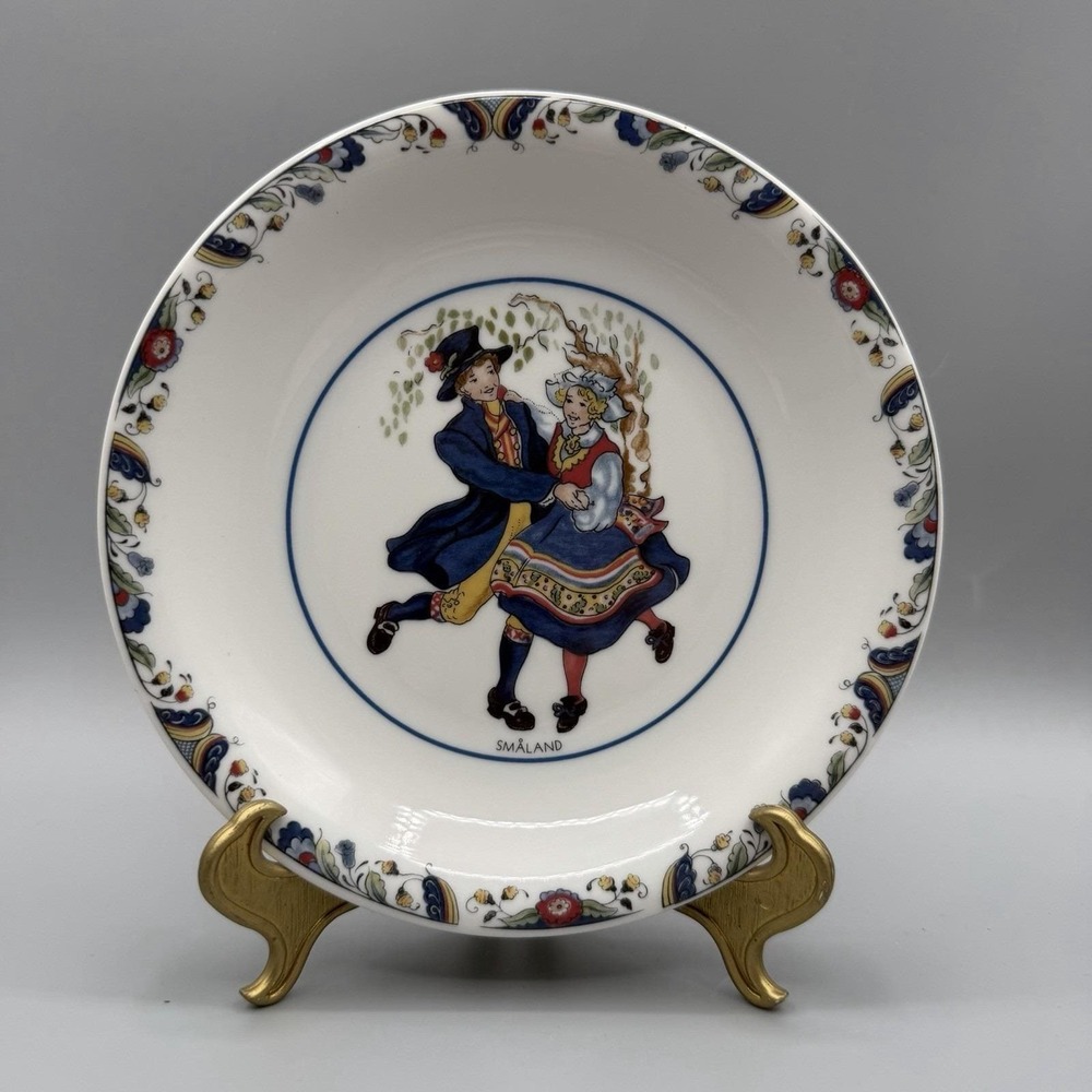 Vintage Rorstrand Sweden National Costumes Plate SMÅLAND Folk Dress 6.75in